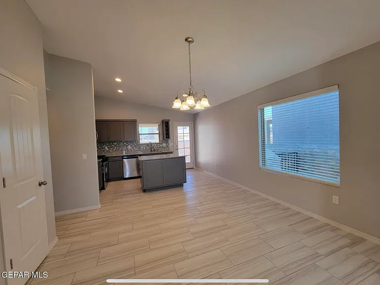 15017 Dream Ct — Photo 6