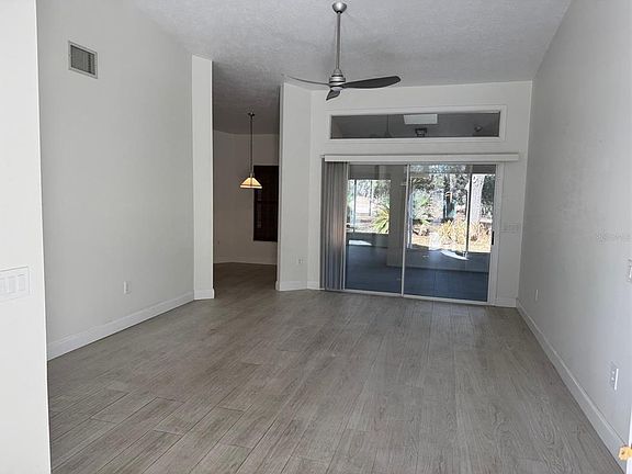 5th image of 8448 SW 196th Avenue Rd