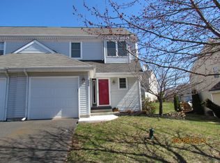 306 Laurel Dr, Royersford, PA 19468