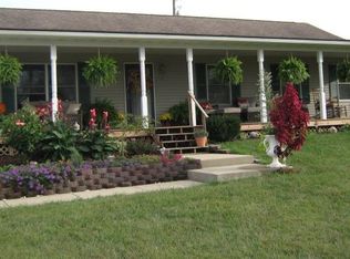 416 Redmon Rd, Paris, KY 40361