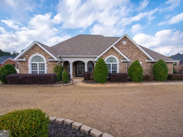 101 Falls Dr, Bonaire, GA 31005