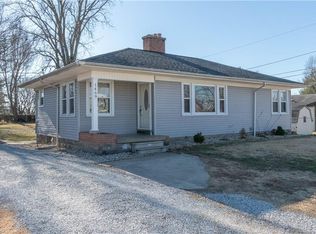 1469 Westgate Rd, Seymour, IN 47274