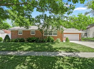 902 E Colorado Ave, Urbana, IL 61801