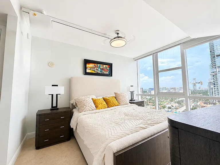18201 Collins Ave #3502 — Photo 8