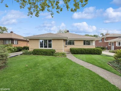 2555 Stratford Ave, Westchester, IL, 60154