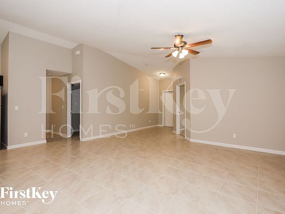 3rd image of 1732 SW Hilola Ln