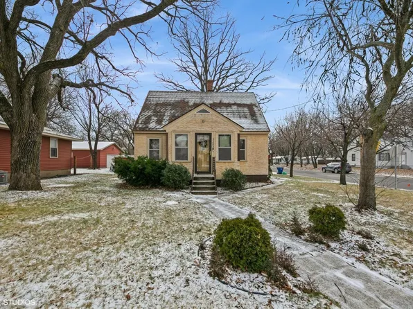 1202 E Saint Germain St, Saint Cloud, MN 56304