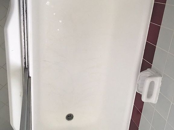 3rd image of 3101 W 48th St APT 8
