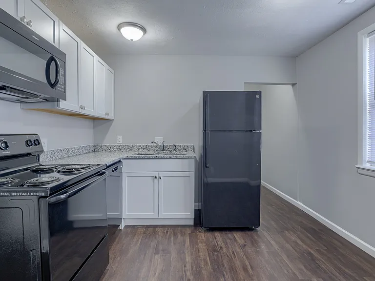2233 S 20th St — Photo 14