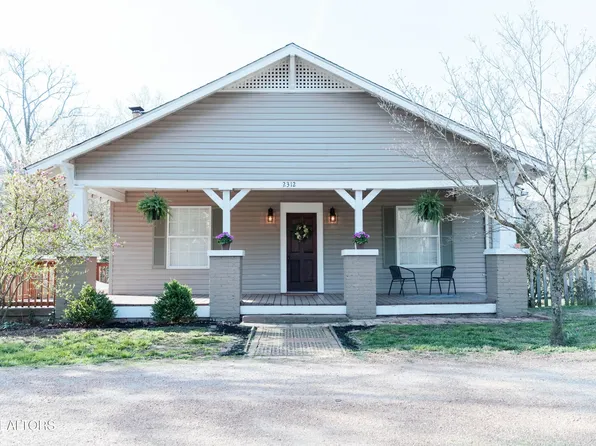 2312 Cedar Ln, Knoxville, TN 37918