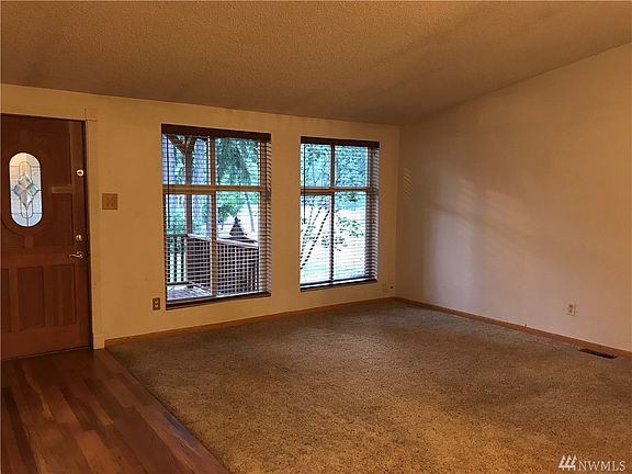 5th image of 35019 34th Ave E
