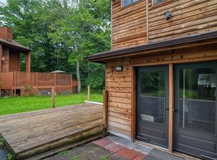 8 Edelweiss Dr, Woodridge, NY