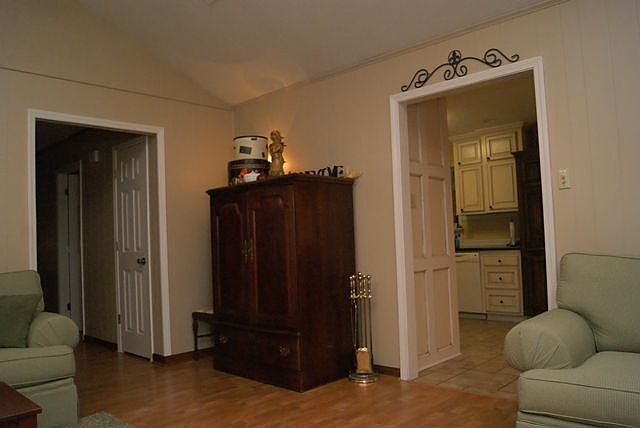 LIVING ROOM CORNER VIEW