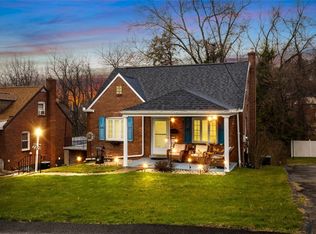 2819 McKelvey Rd, Pittsburgh, PA 15221