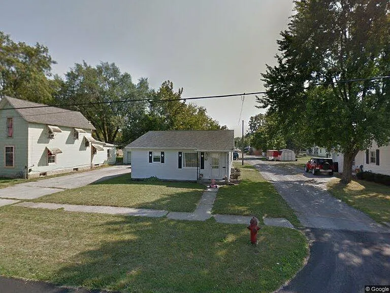 239 Monroe Ave photo 1