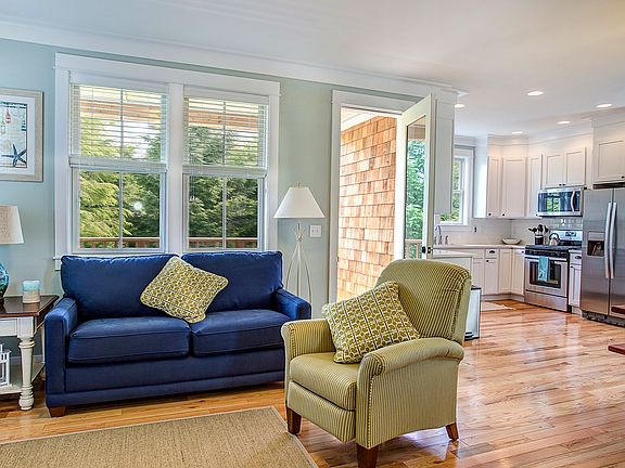 5th image of 73 Stumptown Ln
