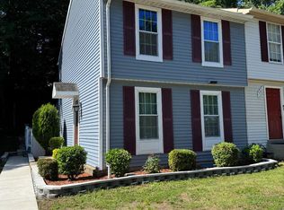 501 Carnaby St #1, Stafford, VA 22554