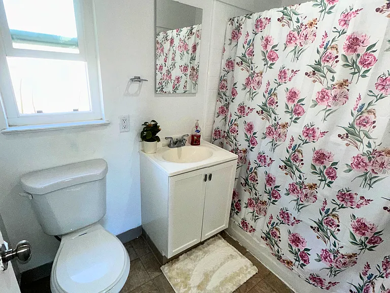 1972 Bellomy St #1 — Photo 7