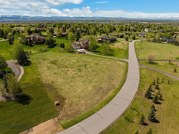 4th image of 155 Sky Crest Dr