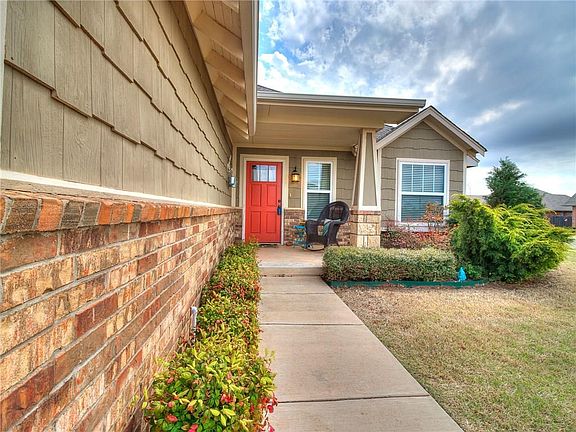 2nd image of 2916 NW 190th Ct