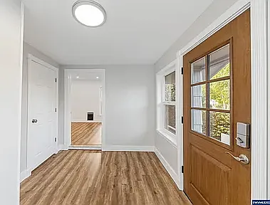 1132 3rd St NW — Photo 3