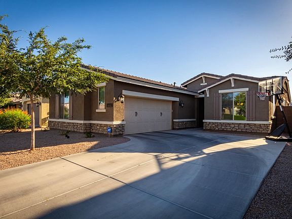 2nd image of 2324 S Minneola Ln