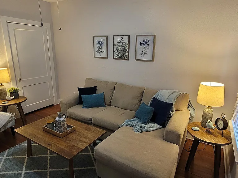 407 S Melville Ave — Photo 27