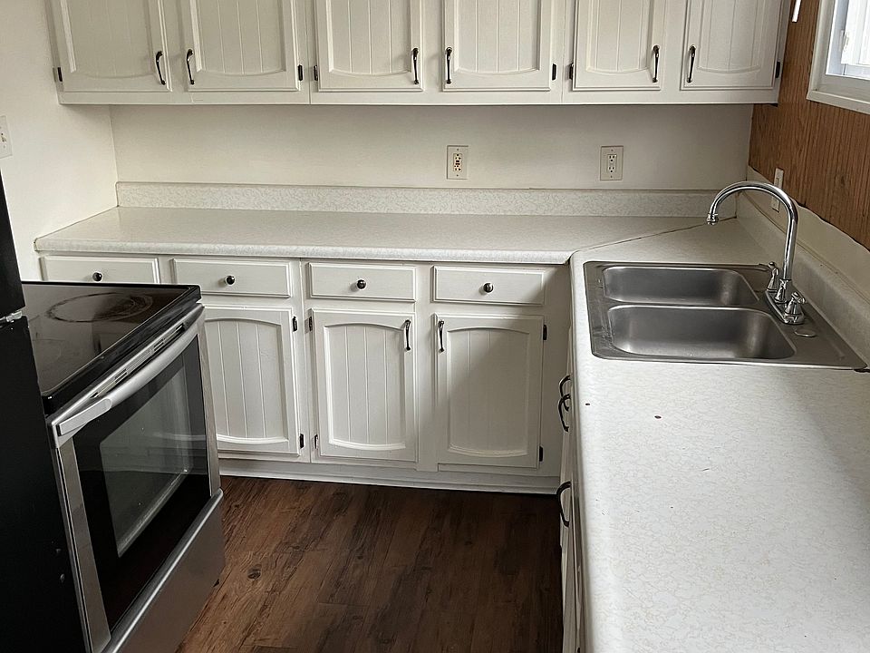 1st image of 26506 Arlington St