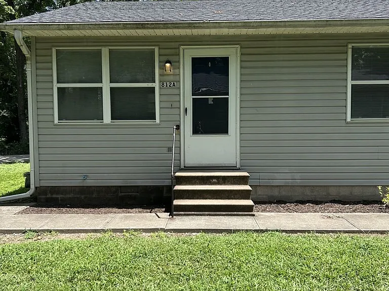 812 E Jackson St — Photo 2