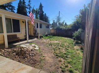 7077 Main St, Springfield, OR 97478