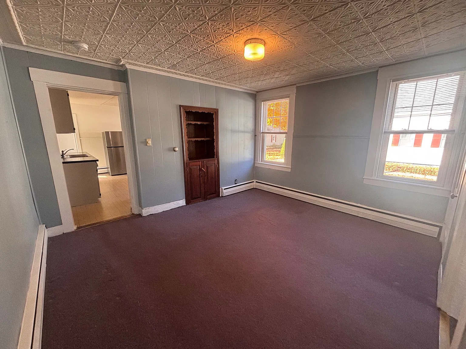 3 bed, 1400 sqft, $2,200 — Photo 2