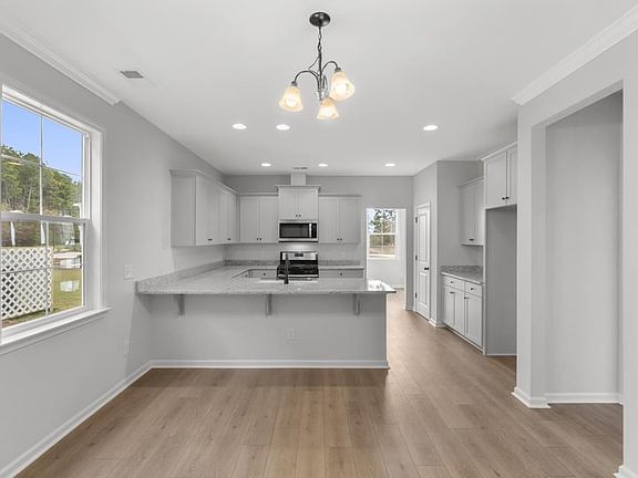 PHOTOS OF A SIMILAR HOME