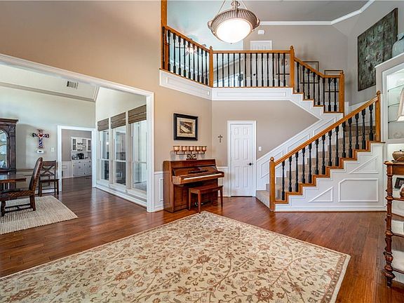 5th image of 3616 Highbury Ct