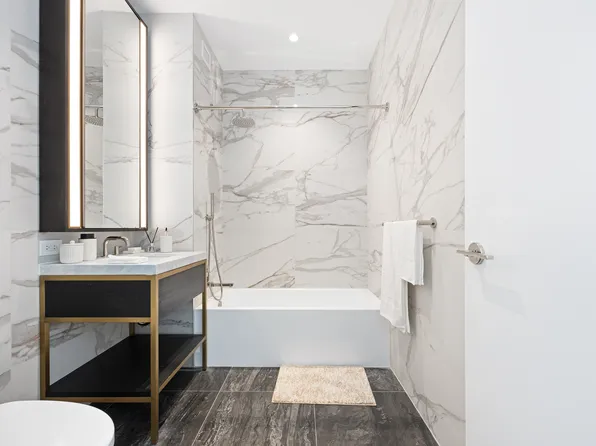 27-20 42nd Road image 8 of 13