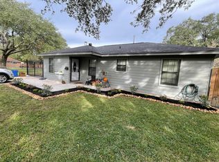 523 Vashti Dr #B, Houston, TX 77037