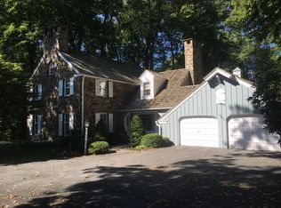 3969 Maulfair Pl, Allentown, PA 18103