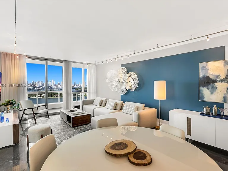 540 West Ave #2311 — Photo 4