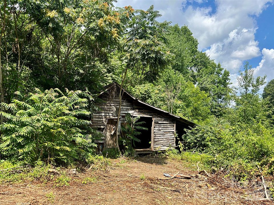 7th image of 7383 Millersville Rd