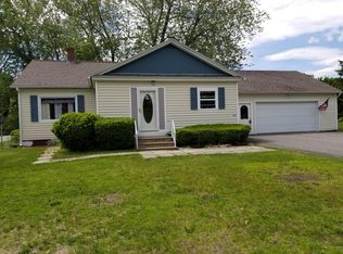 678 Essex St, Bangor, ME 04401