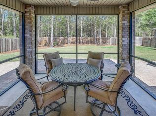 5 Concert Ct, Freeport, FL 32439