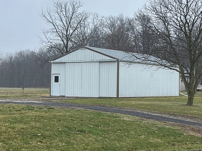 4420 Huber Rd — Photo 17