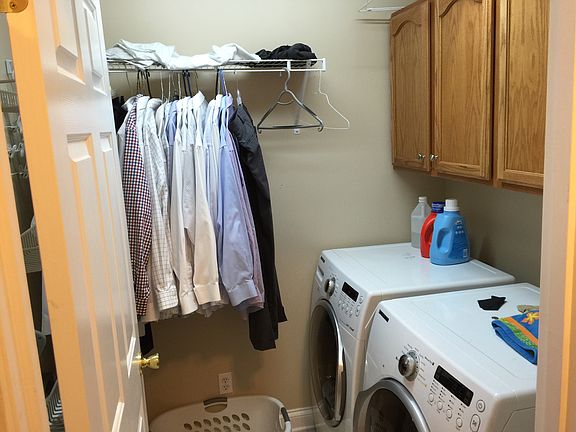4th image of 130 Jordan Way St