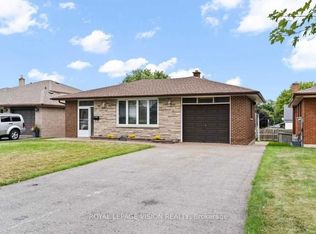 387 Fairlawn St, Oshawa, ON L1J4R2