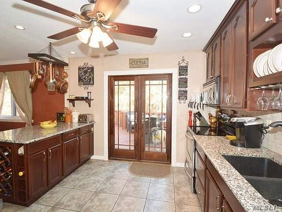 5th image of 31 Winding Ln
