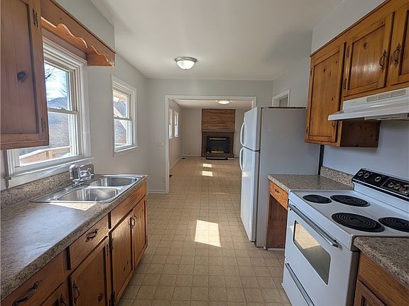 2nd image of 111 Dove Road