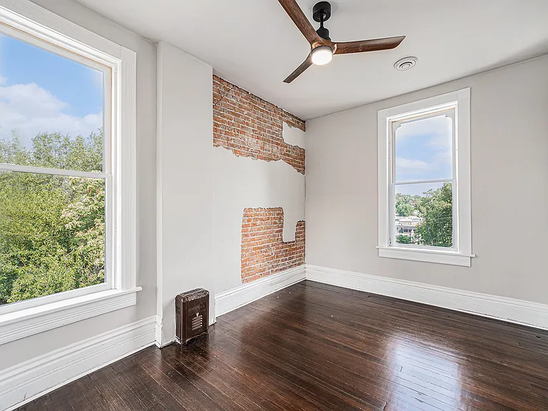 1311 Francis St #1 — Photo 2