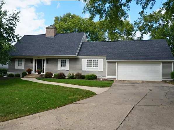 713 2nd Ave, Charles City, IA 50616