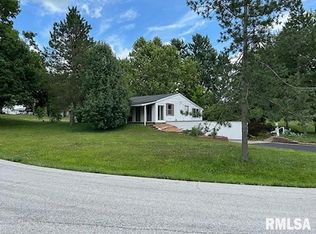 2931 Theresa Ct, Quincy, IL 62305