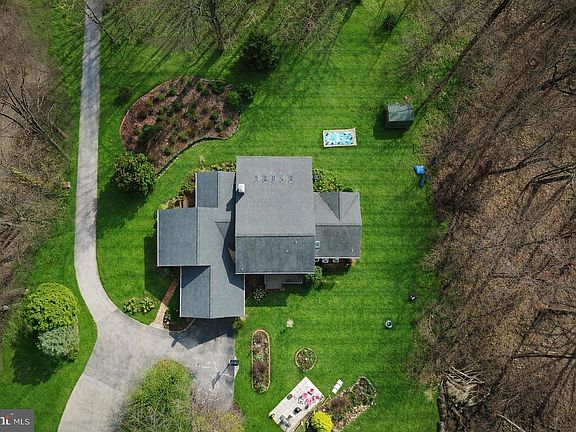 3rd image of 5602 Patterson Rd