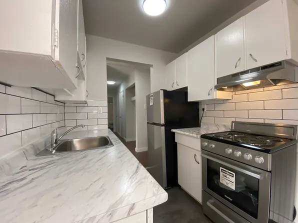 Centre 102, 10730 102nd St NW, Edmonton, AB T5H 2T7